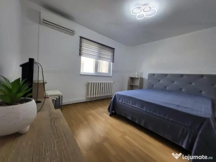 Apartament cu 2 camere decomandat în Hala Centrală