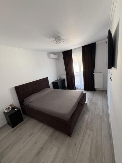 Apartament cu 3 camere în Dobrești