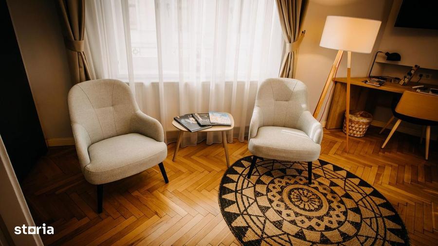 Bijuterie de apartament , Ultracentral | Terasa spre pietonala - 11