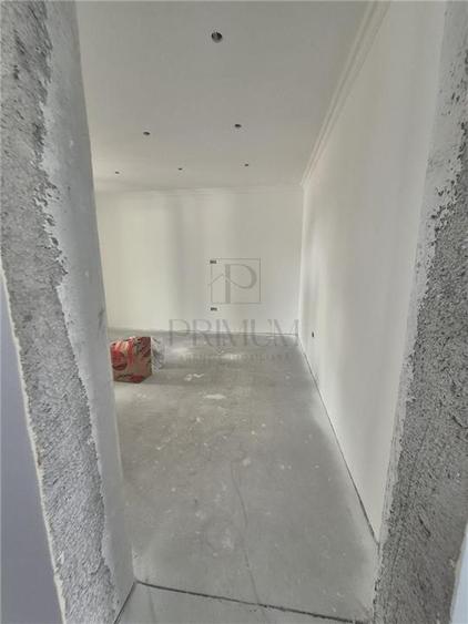 Duplex cu 4 camere cu Canalizare în Ghiroda