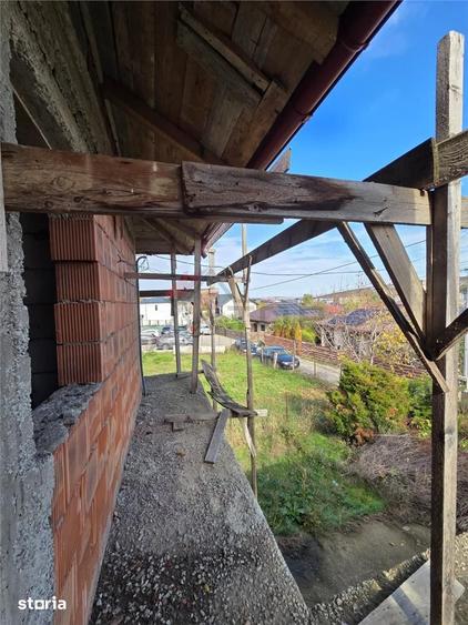 Casă cu 5 camere cu Teren 508 Mp în Bârnova
