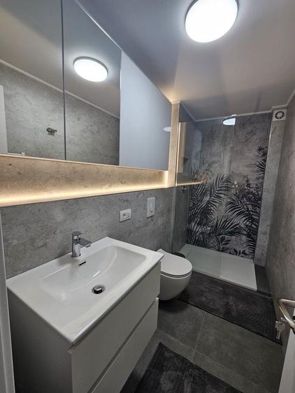 Apartament cu 2 camere decomandat în Vitan