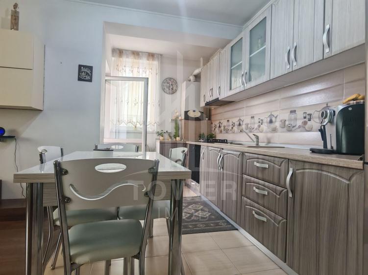 Apartament cu 3 camere decomandat, mobilat în Șelimbăr