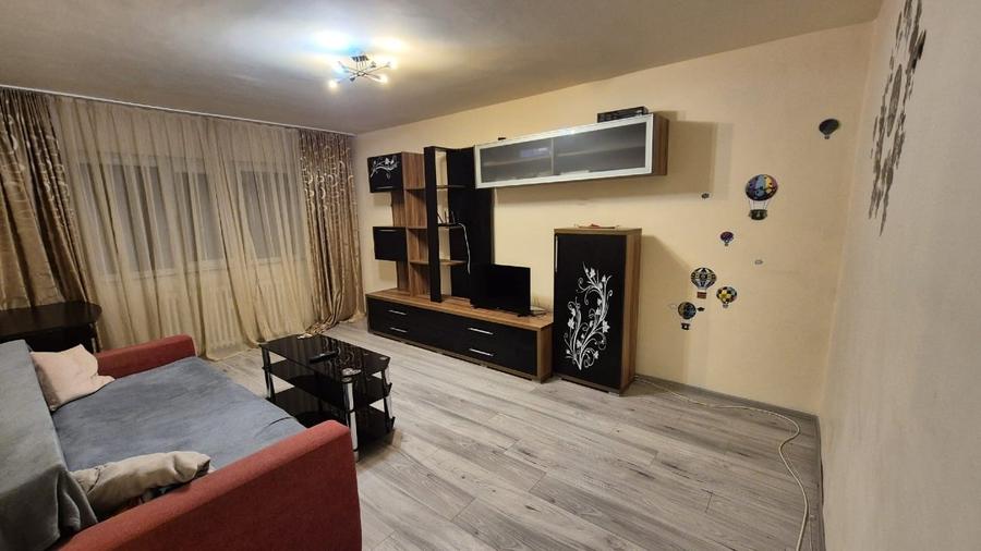 Apartament cu 2 camere decomandat în Micălaca