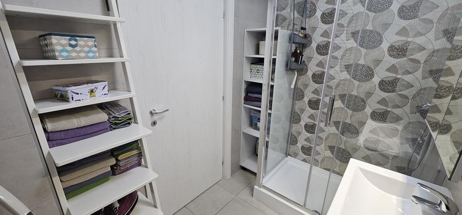 Apartament cu 3 camere decomandat, mobilat în Theodor Pallady