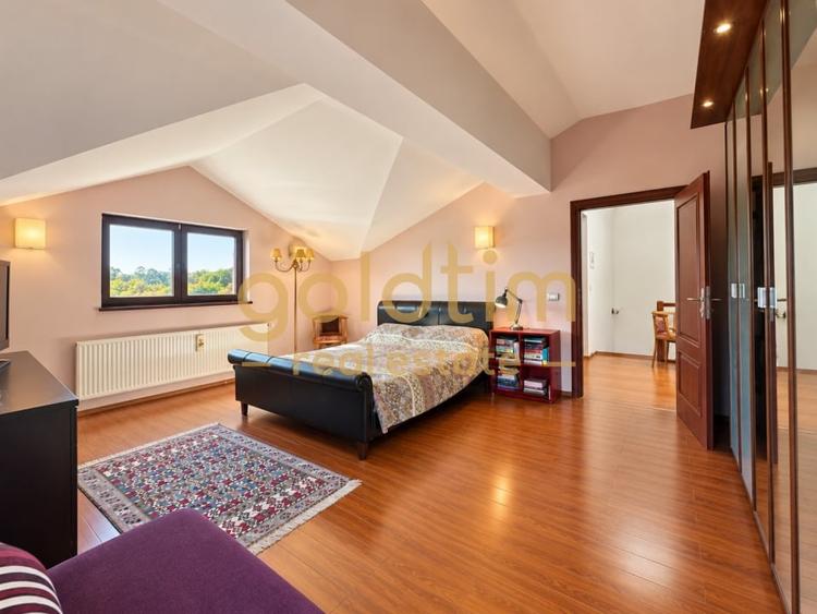 Duplex cu 4 camere cu Canalizare în Ciofliceni