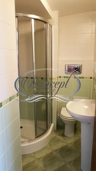Casă cu 6 camere cu Canalizare în Bună Ziua