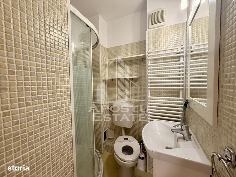 Apartament cu 3 camere decomandat în Dumbrăvița