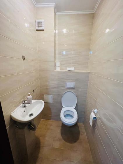 Apartament cu 3 camere decomandat în Nufărul
