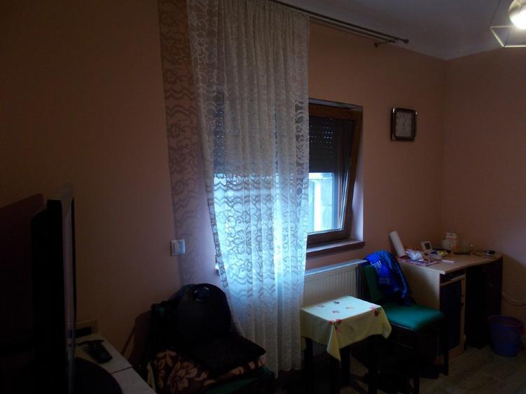 Casă individuală cu 5 camere cu Teren 780 Mp în Peciu Nou