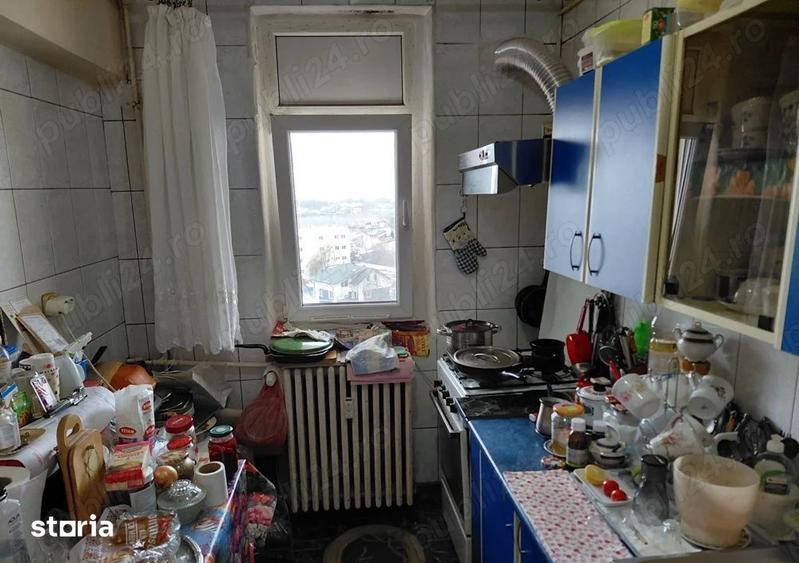 Apartament cu 2 camere semidecomandat în Giurgiului