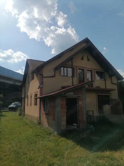 Casă cu 3 camere în Curtea de Argeș