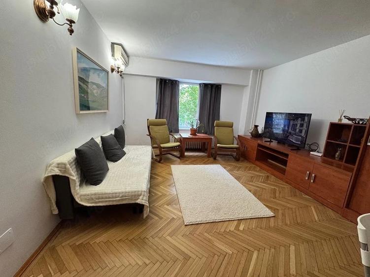 Garsonieră decomandată în Calea Călărașilor