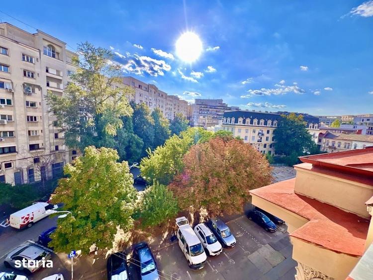 Apartament cu 4 camere decomandat în Centrul Civic