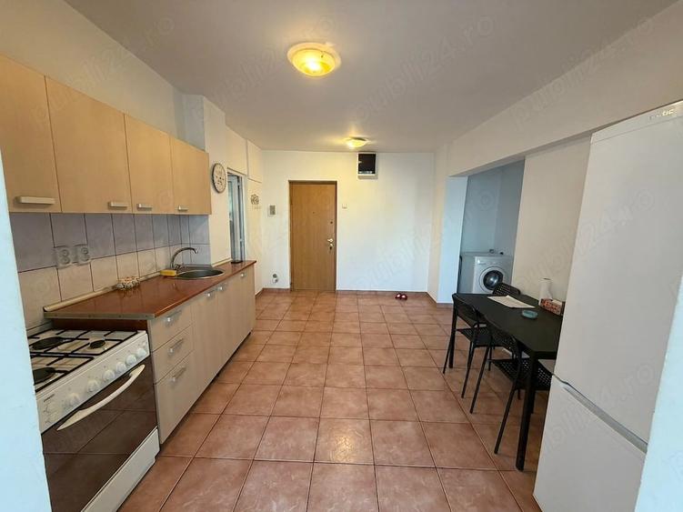 Apartament cu 2 camere decomandat în Aviației