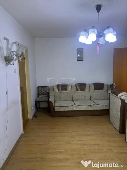 Apartament cu 2 camere semidecomandat în Gorjului