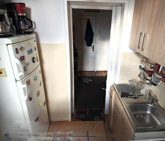 Apartament cu 2 camere semidecomandat în Baba Novac