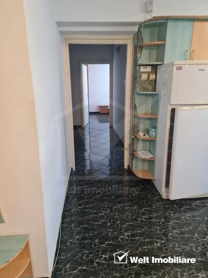 Apartament cu 3 camere decomandat, mobilat în Gară