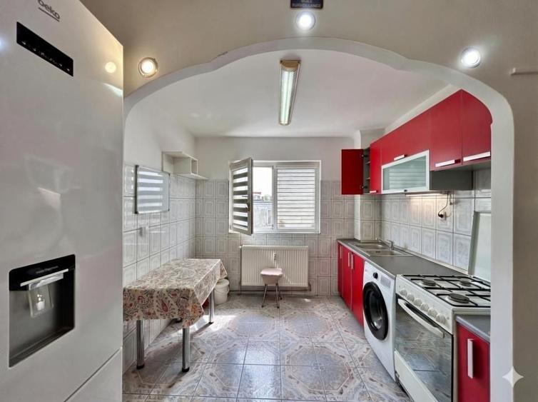 Apartament 2 camere, semidecomandat, Vest, Ploiesti - 2