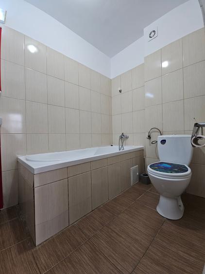 Apartament cu 2 camere decomandat, mobilat în Kamsas