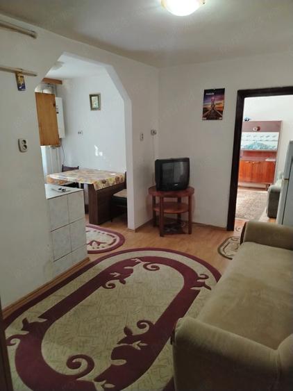 Proprietar, Inchiriez in Piatra Neam?, apartament 1camera, 46mp, situat in centru, mobilat ?i utilat - 1