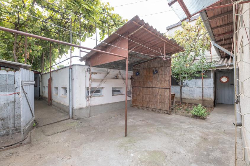 Casă individuală cu 2 camere cu Canalizare în Casa de Cultură