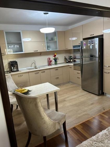 Casă individuală cu 5 camere cu Canalizare în Trivale