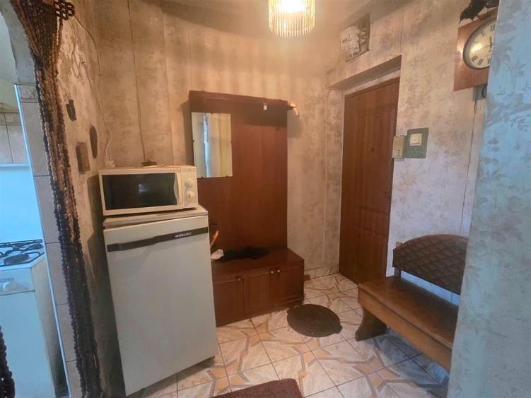 Apartament cu 2 camere semidecomandat, mobilat în Ultracentral