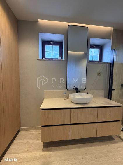 Spațiu comercial, de 30 mp, în Platou