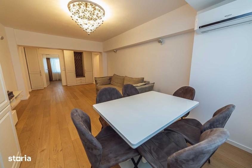 Apartament cu 4 camere în Unirii
