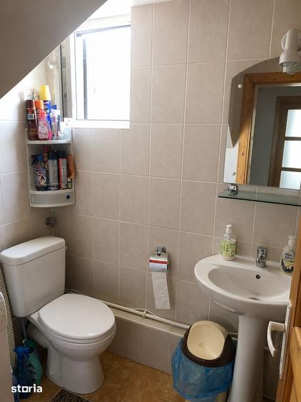 Casă cu 3 camere cu Teren 350 Mp în Moieciu