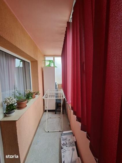 Apartament cu 3 camere în Traian