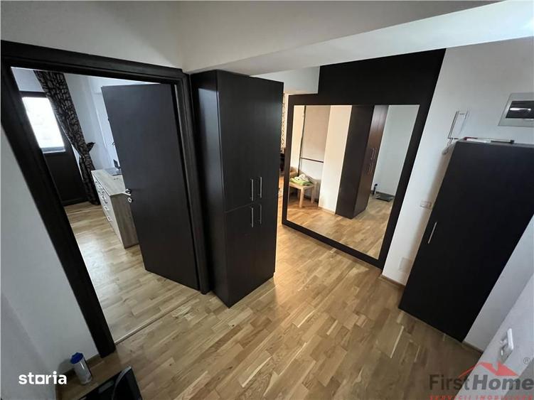 Apartament cu 3 camere, mobilat în Central