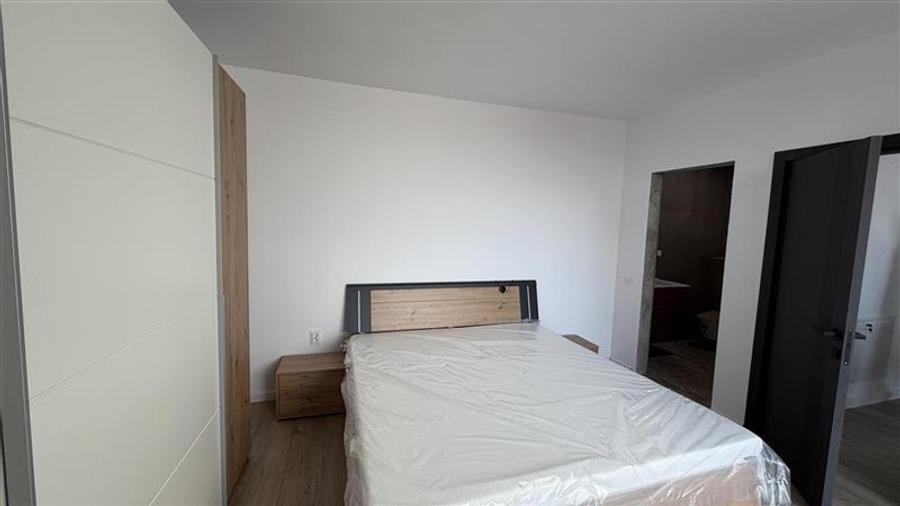 Apartament cu 3 camere circular, mobilat în Mărăști