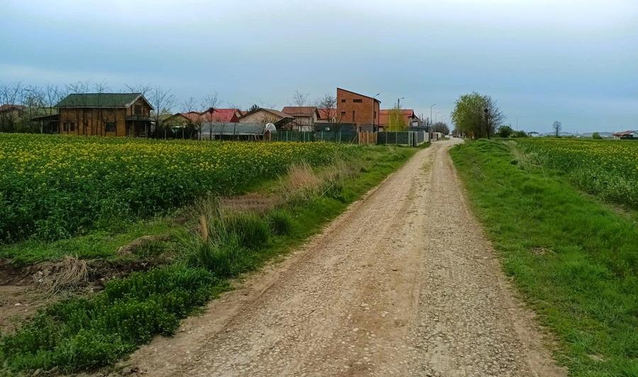 Teren Construcții intravilan de 469 mp, în Vidra