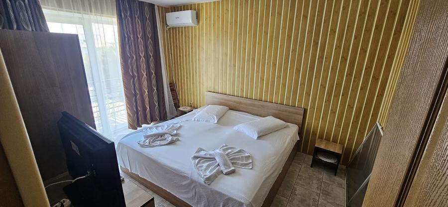 Casă cu 18 camere cu Teren 312 Mp în Eforie Nord