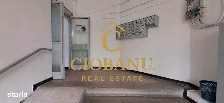 Apartament cu 2 camere decomandat în Calea București