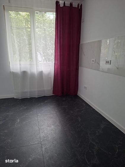 Apartament cu 4 camere în Militari