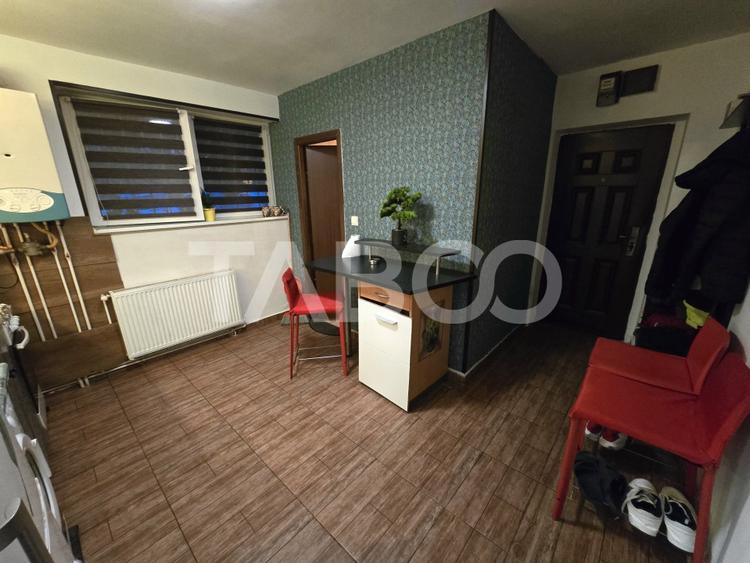 Garsonieră decomandată, mobilată în Tilișca