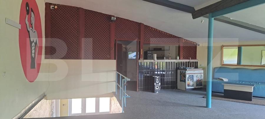 Spațiu comercial, de 690 mp, în Victoria