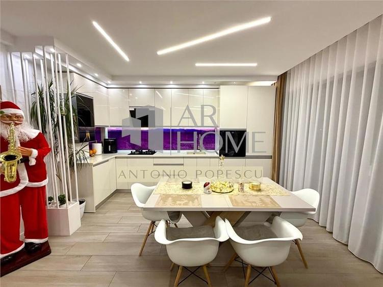 Apartament cu 3 camere decomandat, mobilat în Albert