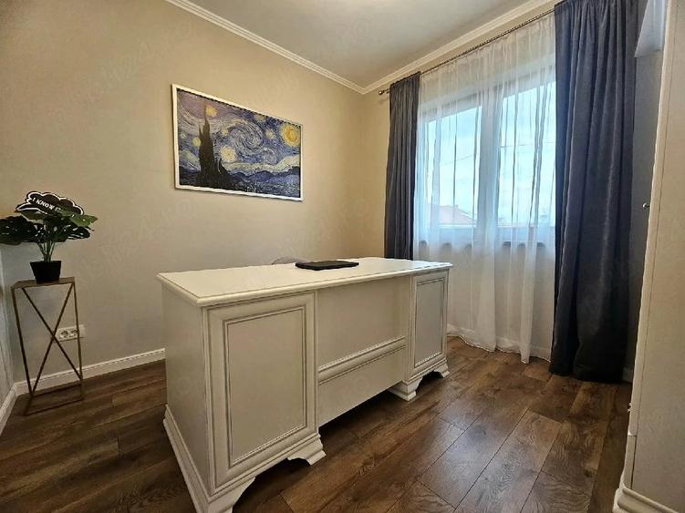 Casă cu 5 camere cu Teren 335 Mp în Dumbrăvița