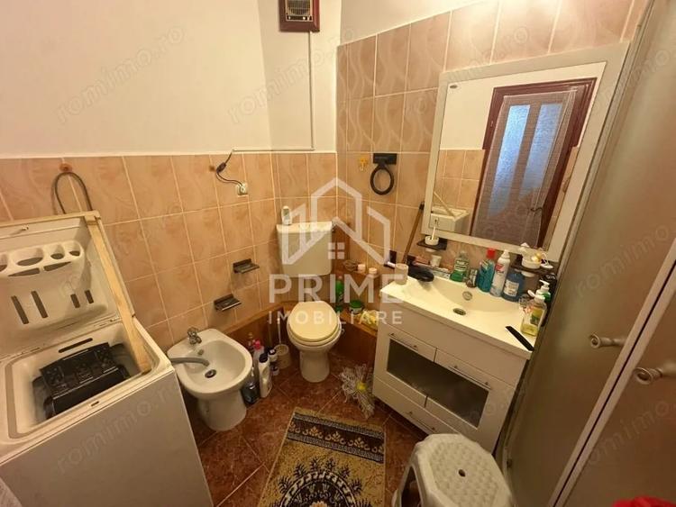 Garsonieră decomandată în Central