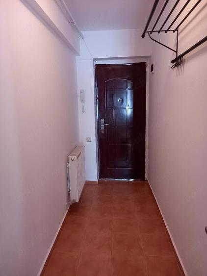 Apartament cu 2 camere decomandat, mobilat în Apărătorii Patriei