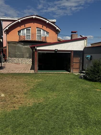 Casă cu 4 camere în Iosia