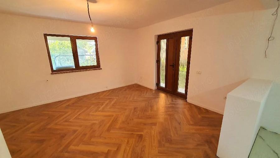 Casă cu Teren 1800 Mp în Deleni