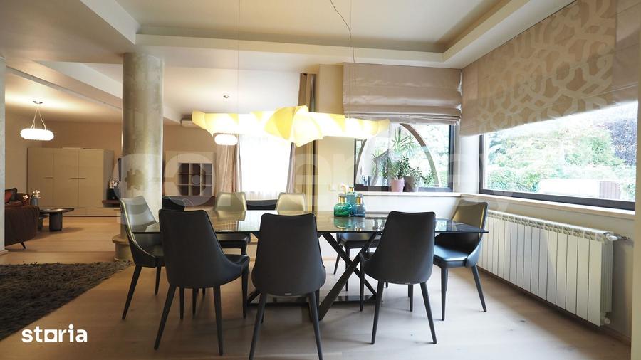 Casă cu 5 camere cu Teren 750 Mp în Central