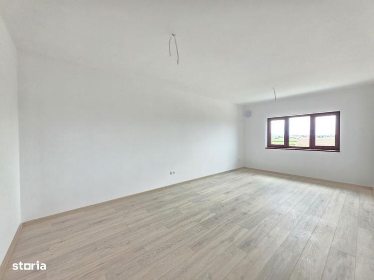 Apartament cu 2 camere decomandat în Sânpetru