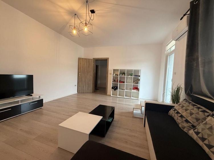 Apartament cu 2 camere în Dumbrăvița