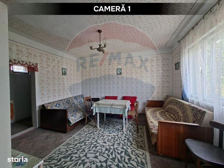 Casă cu 2 camere în Lazuri
